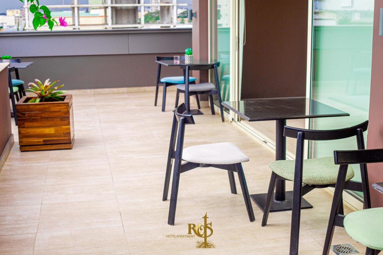 Roots Hotel Apartments Abiyán Exterior foto